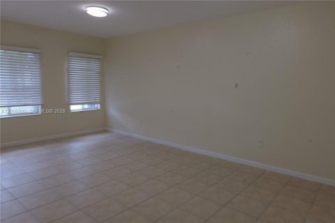 Touwnhouse à vendre à Miramar, Floride: 3 chambres, 132.2 m2 № 2193581 - photo 19