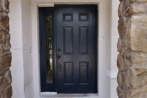 Touwnhouse à vendre à Miramar, Floride: 3 chambres, 132.2 m2 № 2193581 - photo 9