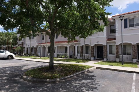 Touwnhouse à vendre à Miramar, Floride: 3 chambres, 132.2 m2 № 2193581 - photo 6
