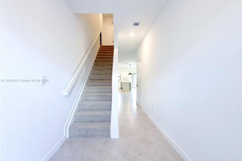 Купить таунхаус в Помпано-Бич, Флорида 3 спальни, 148.36м2, № 1941617 - фото 4