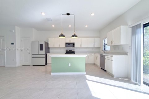 Купить таунхаус в Помпано-Бич, Флорида 3 спальни, 148.36м2, № 1941617 - фото 5
