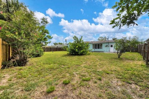 House in Bradenton, Florida 2 bedrooms, 117.15 sq.m. № 1873732 - photo 24