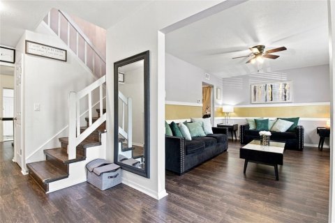 Touwnhouse à vendre à Clearwater, Floride: 2 chambres, 141.4 m2 № 2304710 - photo 2