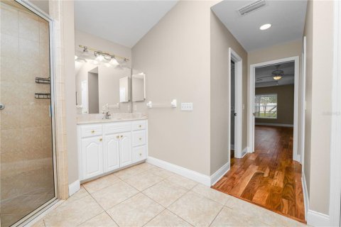 Casa en venta en Lakeland, Florida, 4 dormitorios, 222.41 m2 № 2157600 - foto 27