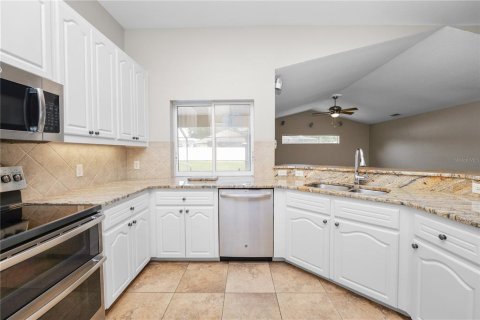 Casa en venta en Lakeland, Florida, 4 dormitorios, 222.41 m2 № 2157600 - foto 14