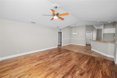 Casa en venta en Lakeland, Florida, 4 dormitorios, 222.41 m2 № 2157600 - foto 25