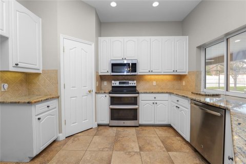 Casa en venta en Lakeland, Florida, 4 dormitorios, 222.41 m2 № 2157600 - foto 15