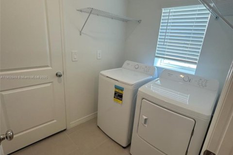 Villa ou maison à louer à Fort Myers, Floride: 3 chambres № 1954249 - photo 14