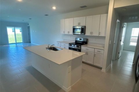 Villa ou maison à louer à Fort Myers, Floride: 3 chambres № 1954249 - photo 6