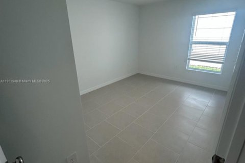 Villa ou maison à louer à Fort Myers, Floride: 3 chambres № 1954249 - photo 12