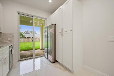 Купить коммерческую недвижимость в Палм-Кост, Флорида 6 спален, 242.47м2, № 1837595 - фото 29