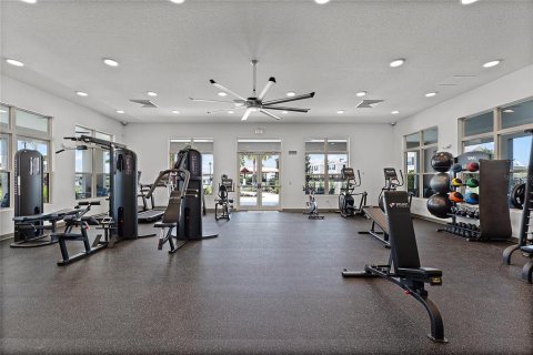 Villa ou maison à vendre à Kissimmee, Floride: 4 chambres, 192.96 m2 № 2407098 - photo 30