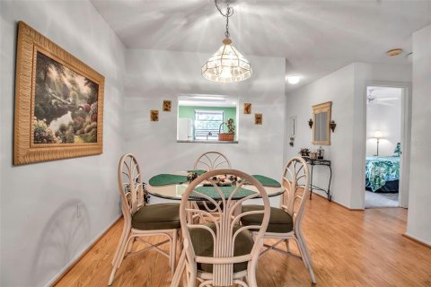 Condo in Bradenton, Florida, 2 bedrooms  № 1576373 - photo 16