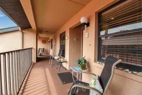 Condo in Bradenton, Florida, 2 bedrooms  № 1576373 - photo 2