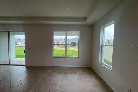 House in Spring Hill, Florida 4 bedrooms, 186.45 sq.m. № 1390461 - photo 28