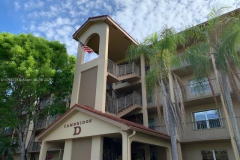 Condominio en venta en Pembroke Pines, Florida, 2 dormitorios, 102.19 m2 № 1959606 - foto 1