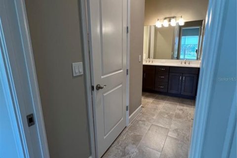 Touwnhouse à vendre à Ormond Beach, Floride: 2 chambres, 142.05 m2 № 2096125 - photo 6
