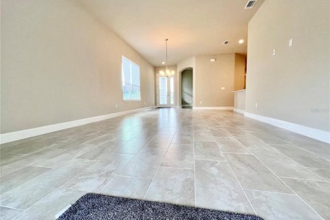 Touwnhouse à vendre à Ormond Beach, Floride: 2 chambres, 142.05 m2 № 2096125 - photo 11