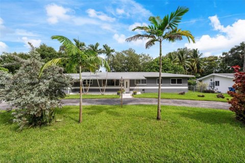 Casa en venta en Miami, Florida, 4 dormitorios, 288.46 m2 № 2069206 - foto 26