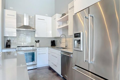 Condo in Ocala, Florida, 2 bedrooms  № 2097705 - photo 11
