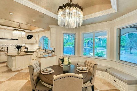 Villa ou maison à vendre à Miami, Floride: 6 chambres, 860.65 m2 № 2153497 - photo 17