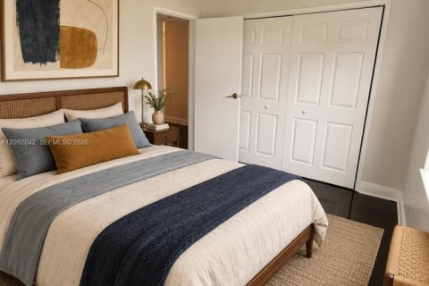 Condo in Miami, Florida, 2 bedrooms  № 2378467 - photo 19