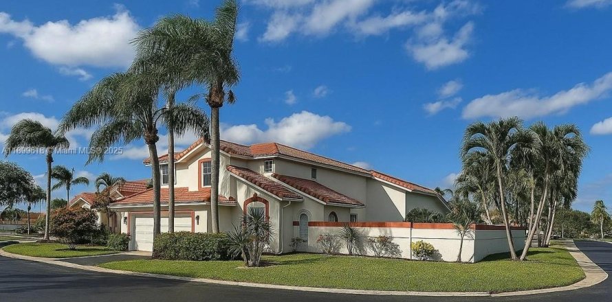 Casa en Margate, Florida 4 dormitorios, 256.04 m2 № 1951623