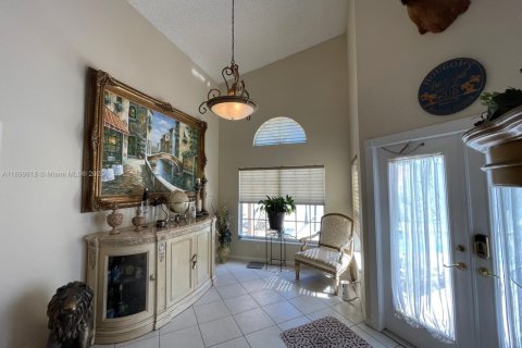 Casa en venta en Margate, Florida, 4 dormitorios, 256.04 m2 № 1951623 - foto 14