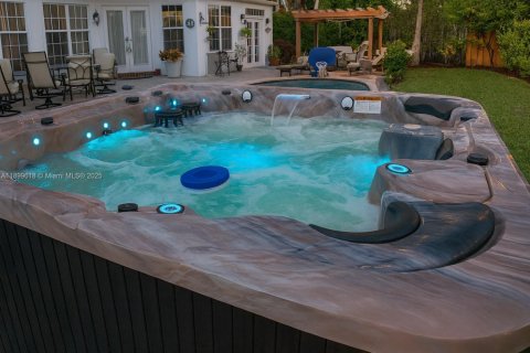 Casa en venta en Margate, Florida, 4 dormitorios, 256.04 m2 № 1951623 - foto 29