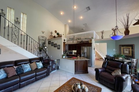 Casa en venta en Margate, Florida, 4 dormitorios, 256.04 m2 № 1951623 - foto 7