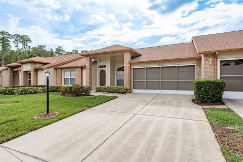 Villa ou maison à vendre à New Port Richey, Floride: 2 chambres, 143.91 m2 № 1884902 - photo 4