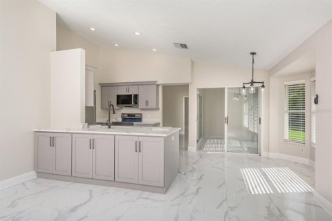 Villa ou maison à vendre à New Port Richey, Floride: 2 chambres, 143.91 m2 № 1884902 - photo 13