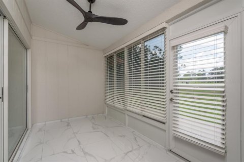 Villa ou maison à vendre à New Port Richey, Floride: 2 chambres, 143.91 m2 № 1884902 - photo 25