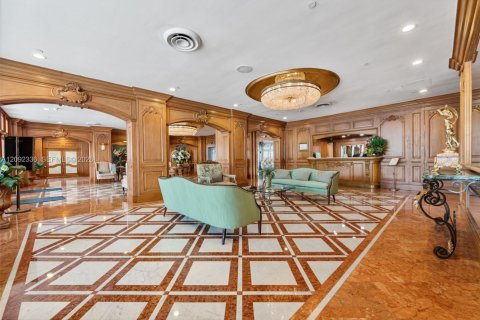 Condo in Coral Gables, Florida  № 2390243 - photo 4