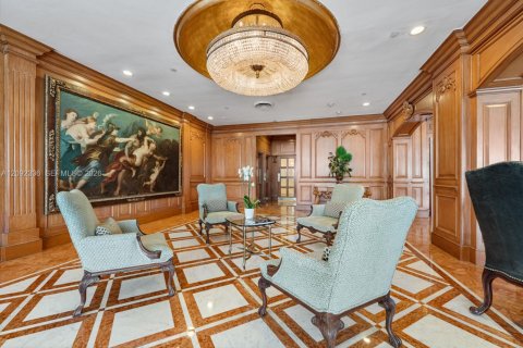 Condo in Coral Gables, Florida  № 2390243 - photo 5