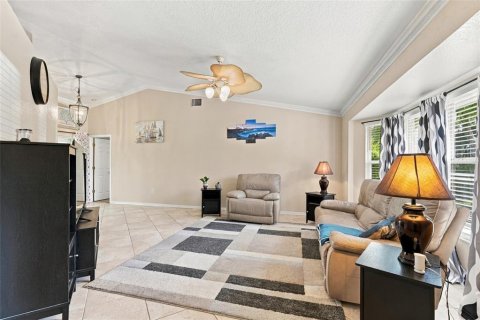 House in North Port, Florida 3 bedrooms, 156.08 sq.m. № 2396220 - photo 4