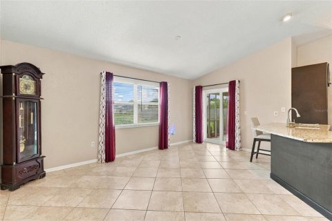 House in North Port, Florida 3 bedrooms, 156.08 sq.m. № 2396220 - photo 12