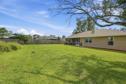 House in North Port, Florida 3 bedrooms, 156.08 sq.m. № 2396220 - photo 25