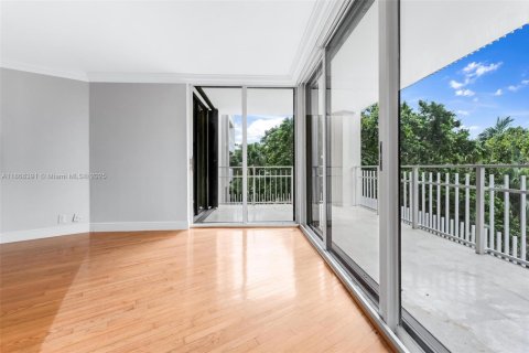 Copropriété à vendre à Miami, Floride: 2 chambres, 121.89 m2 № 1897839 - photo 6