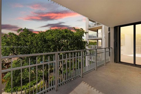 Copropriété à vendre à Miami, Floride: 2 chambres, 121.89 m2 № 1897839 - photo 24