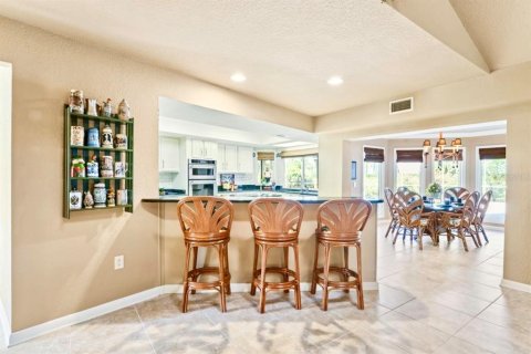 Villa ou maison à vendre à Tarpon Springs, Floride: 4 chambres, 304.35 m2 № 1870728 - photo 18