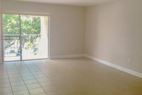 Copropriété à louer à Miami, Floride: 2 chambres, 83.61 m2 № 1927455 - photo 9
