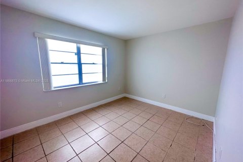 Copropriété à louer à Miami, Floride: 2 chambres, 83.61 m2 № 1927455 - photo 20