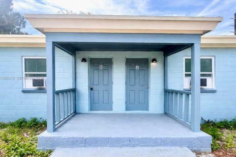 Casa en alquiler en St. Lucie, Florida, 2 dormitorios, 111.48 m2 № 2057753 - foto 3