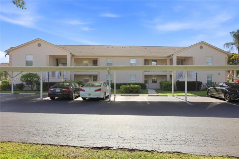 Condominio en Naples, Florida, 3 dormitorios  № 2068507