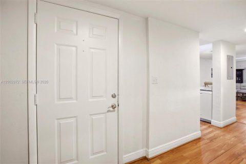 Copropriété à vendre à Naples, Floride: 3 chambres, 111.2 m2 № 2068507 - photo 5
