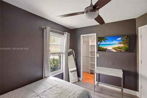 Copropriété à vendre à Naples, Floride: 3 chambres, 111.2 m2 № 2068507 - photo 27