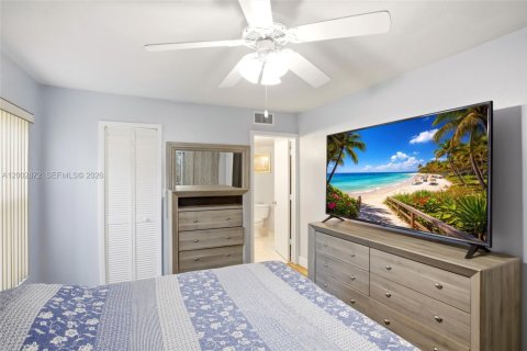 Copropriété à vendre à Naples, Floride: 3 chambres, 111.2 m2 № 2068507 - photo 21