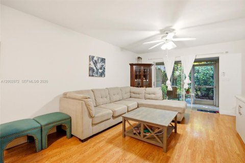 Copropriété à vendre à Naples, Floride: 3 chambres, 111.2 m2 № 2068507 - photo 6