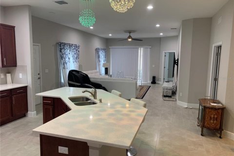 Casa en venta en Wesley Chapel, Florida, 2 dormitorios, 158.31 m2 № 1917002 - foto 5